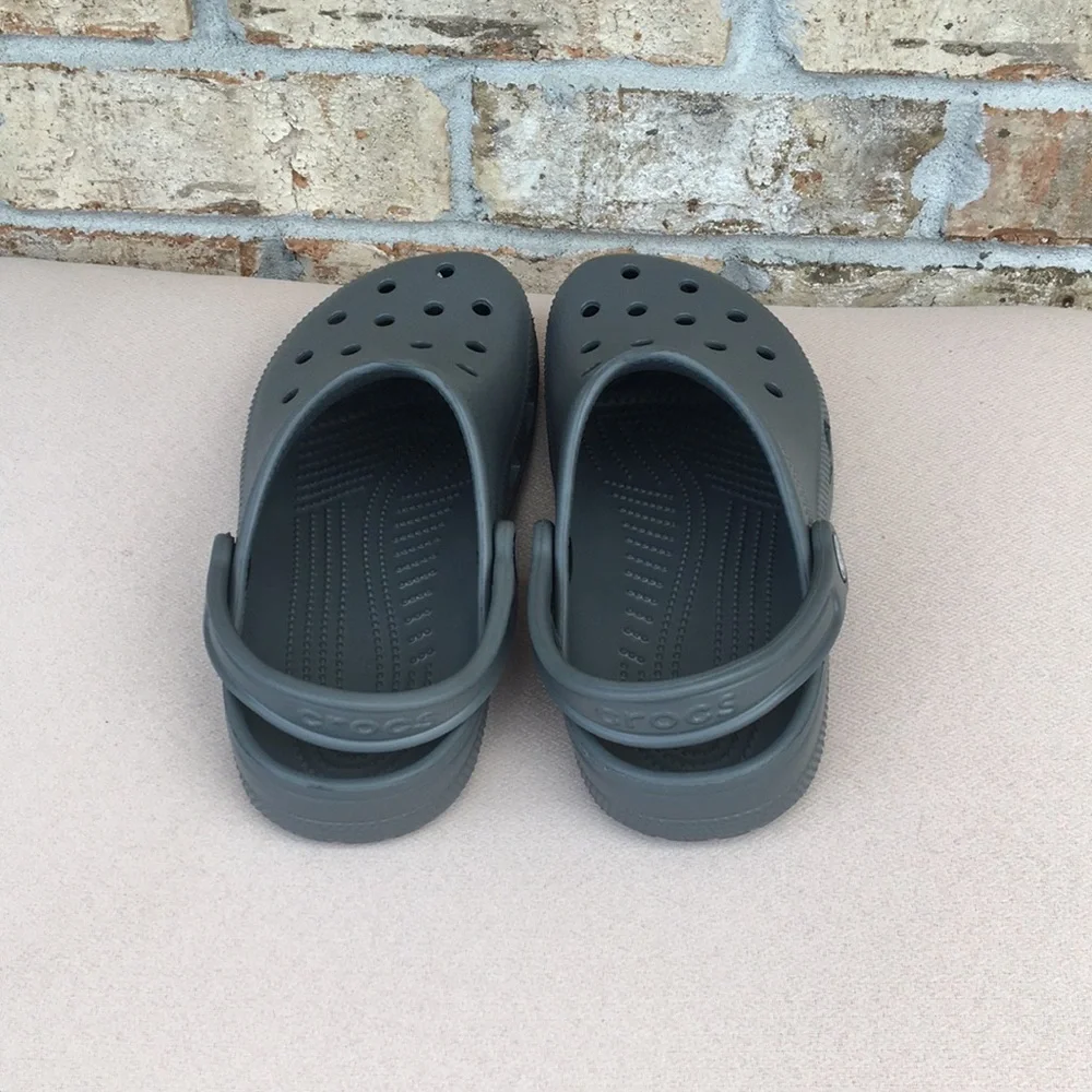 CROCS it says